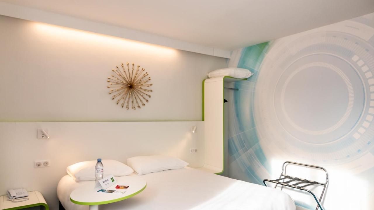 Ibis Styles Fougeres Hotel Beaucé Exterior photo